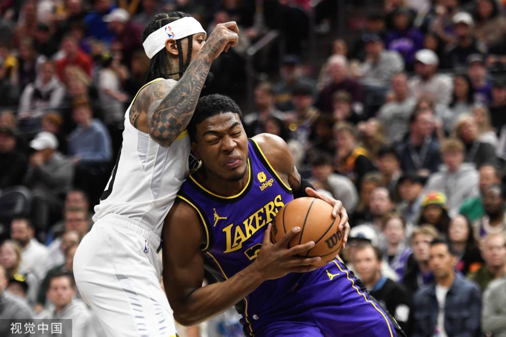 员的表现是 员的表现是